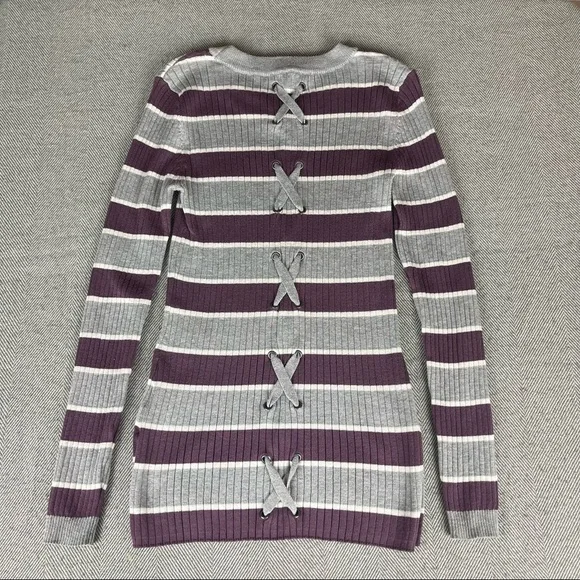 Hippie Rose Purple/ Gray/White Long Sleeve Striped top Medium back lace - Picture 5 of 6